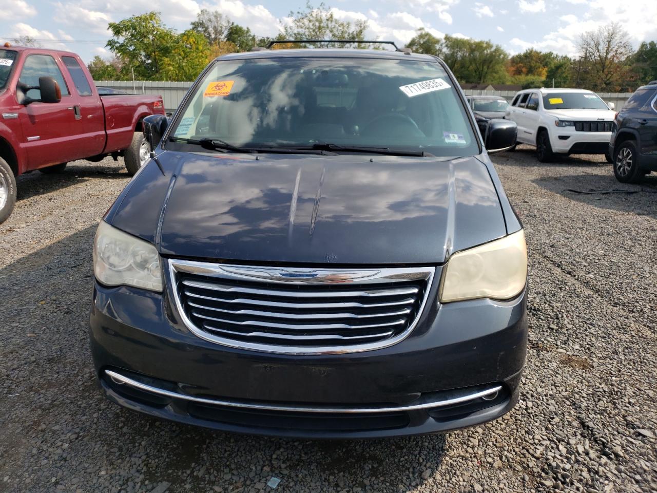 CHRYSLER TOWN & COUNTRY TOURING