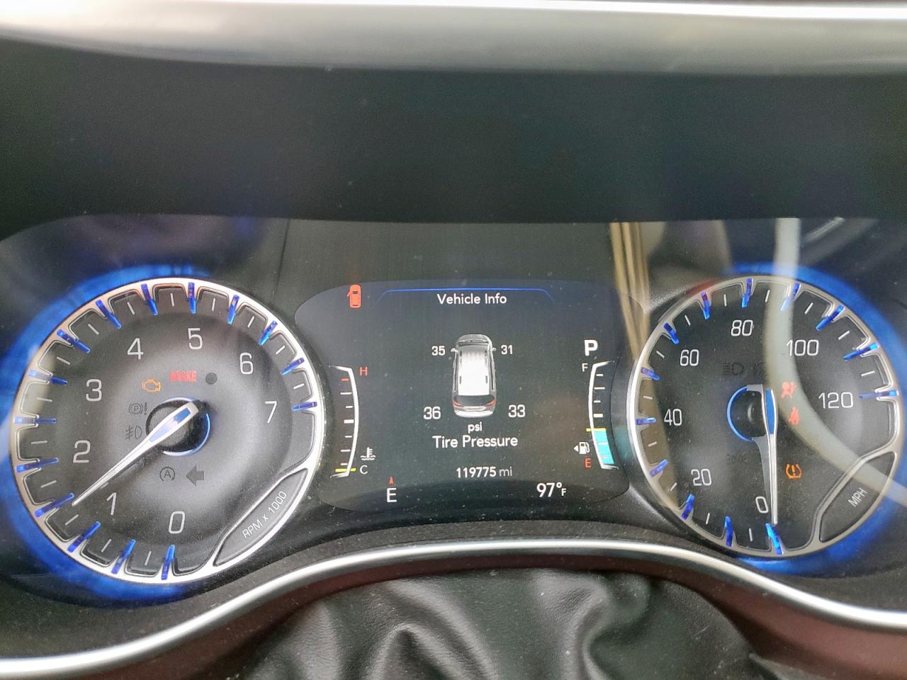 CHRYSLER PACIFICA LIMITED