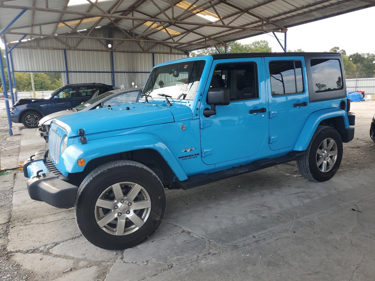  Salvage Jeep Wrangler