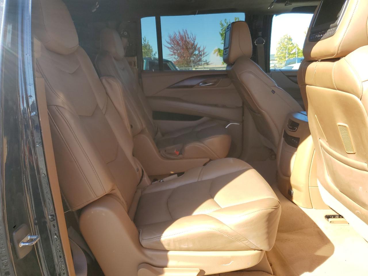 CADILLAC ESCALADE ESV PLATINUM