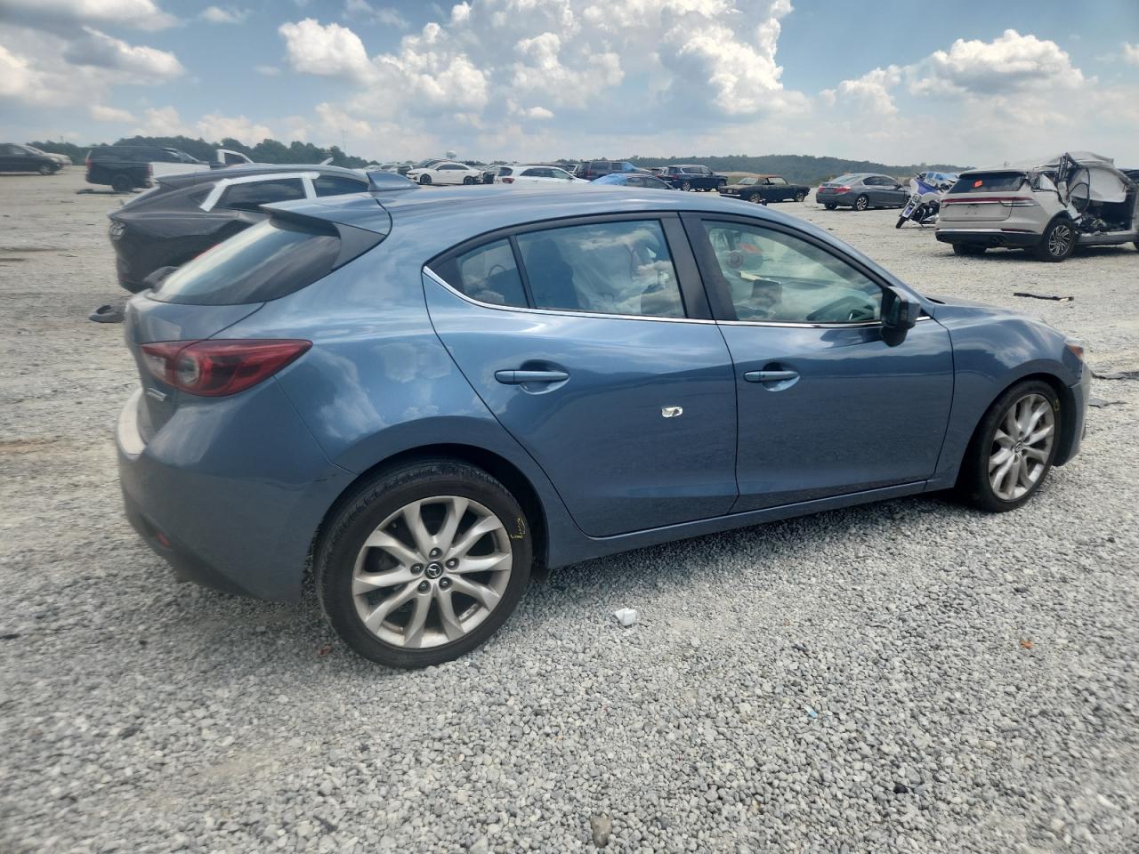MAZDA 3 GRAND TOURING