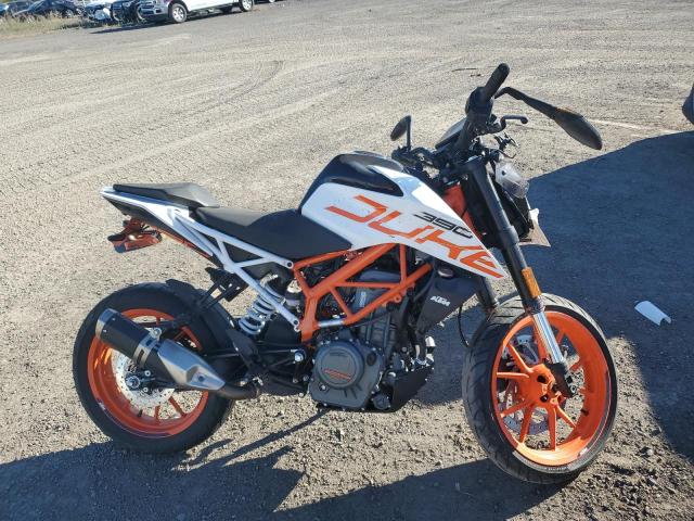 Global Auto Auctions: 2017 KTM 390 DUKE