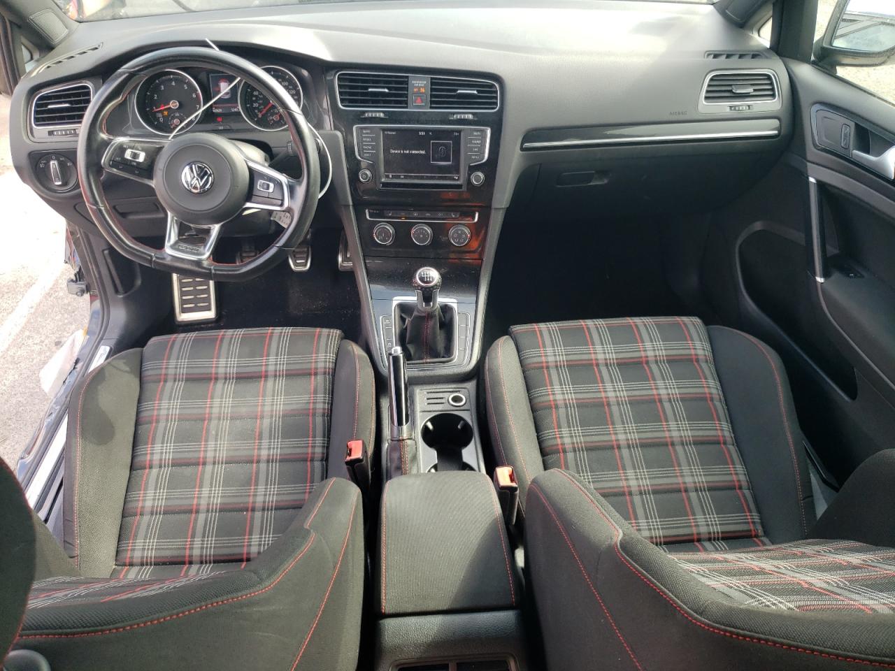 VOLKSWAGEN GOLF GTI S