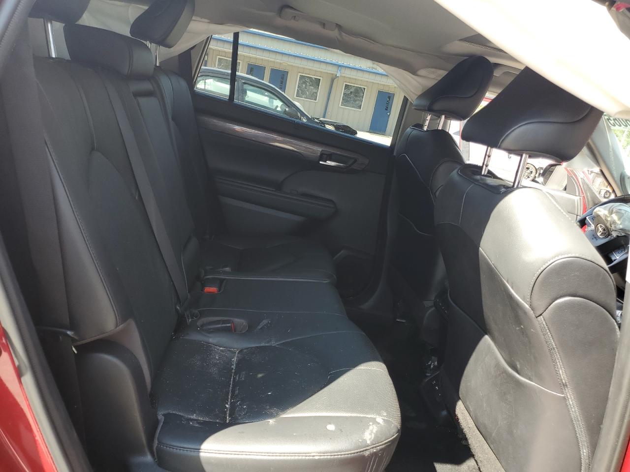 TOYOTA HIGHLANDER LIMITED