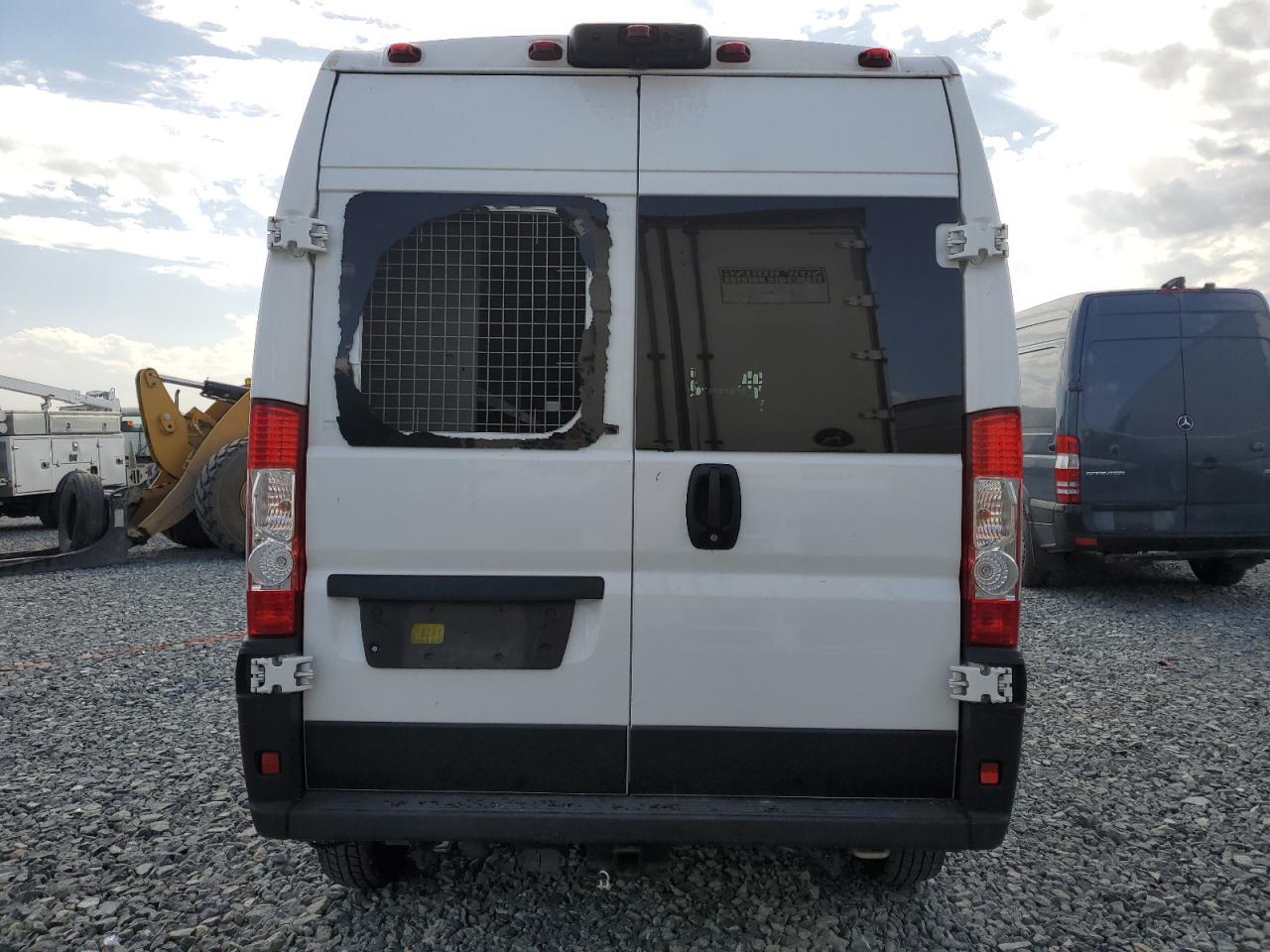 RAM PROMASTER 1500 HIGH