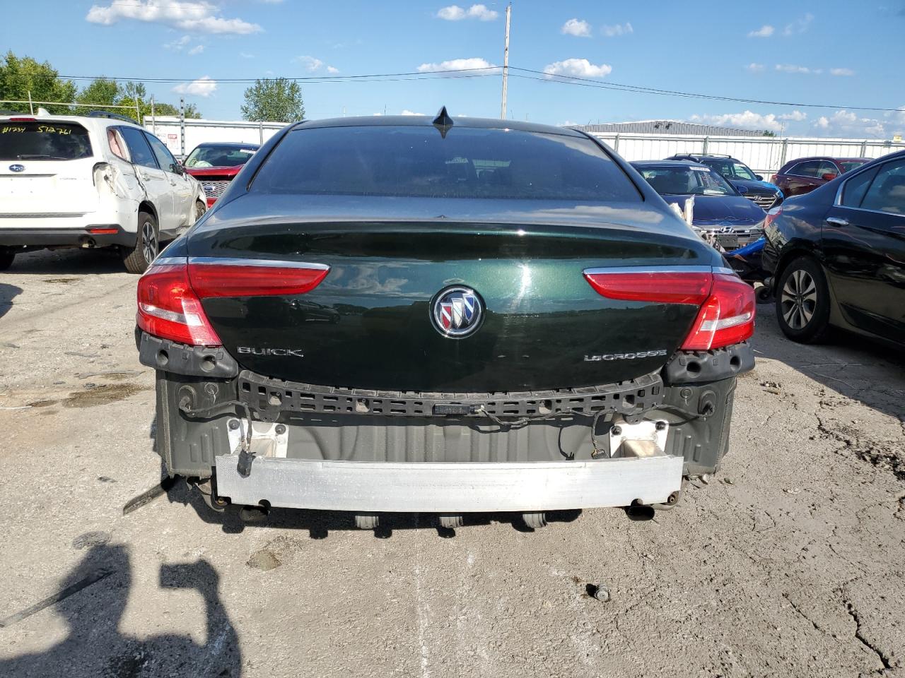 BUICK LACROSSE ESSENCE