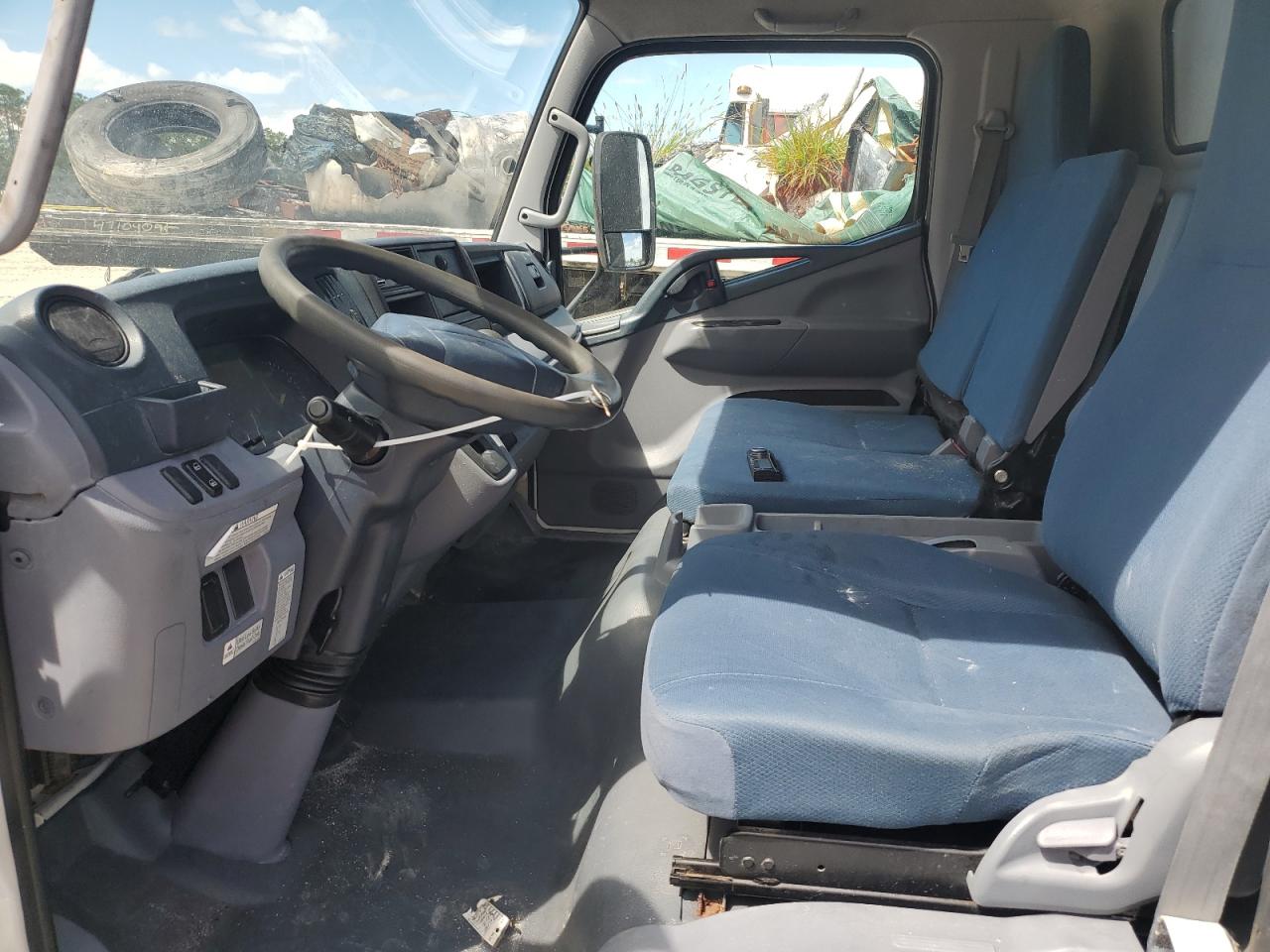 Lot #3246814854 2014 MITSUBISHI FE FEC52S