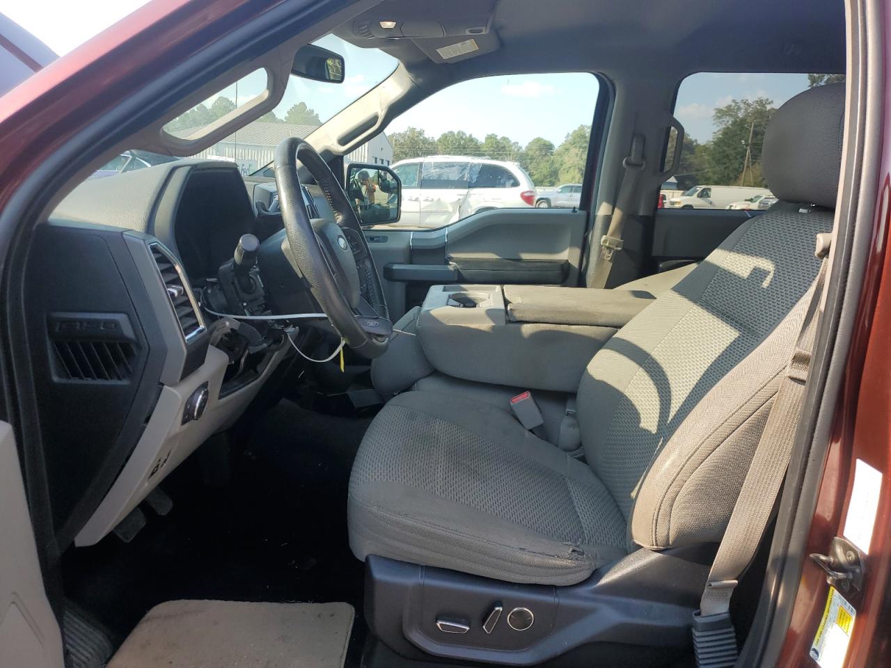 FORD F-150 SUPERCREW