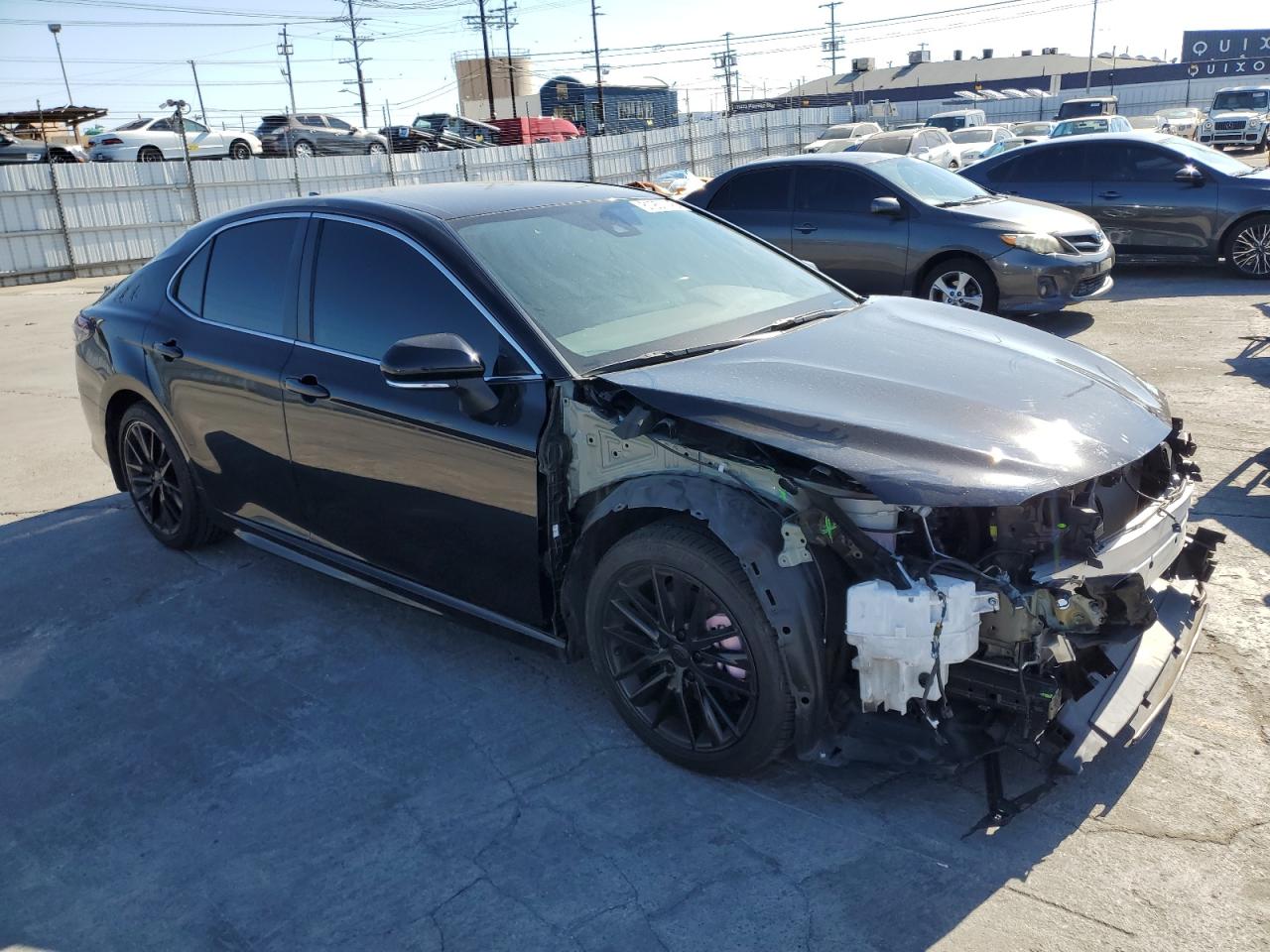 TOYOTA CAMRY SE NIGHT SHADE