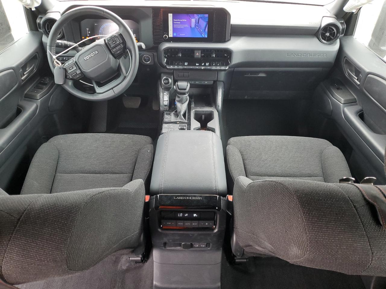 TOYOTA LAND CRUISER BASE