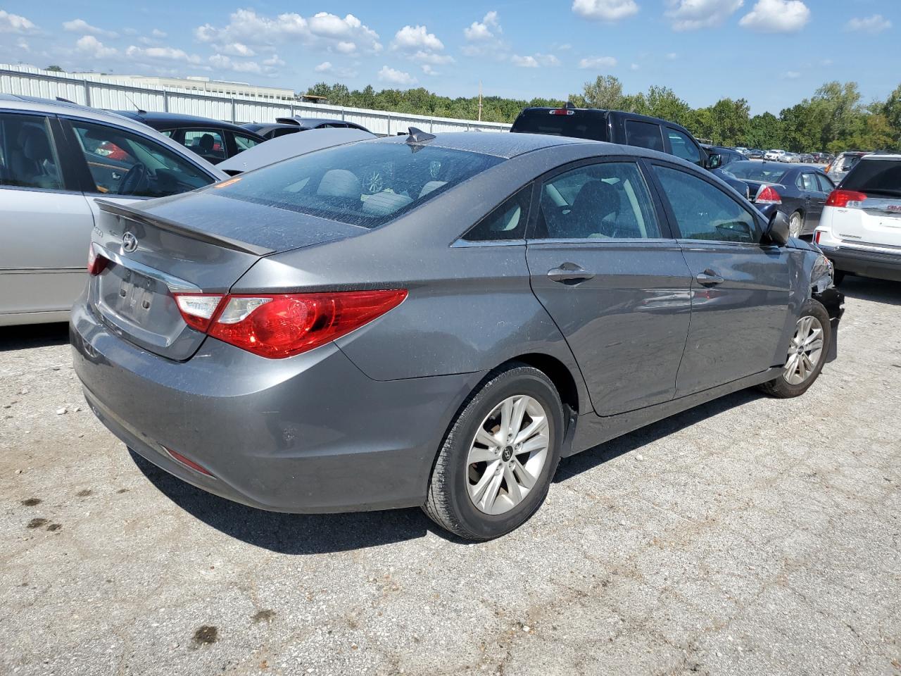 HYUNDAI SONATA GLS