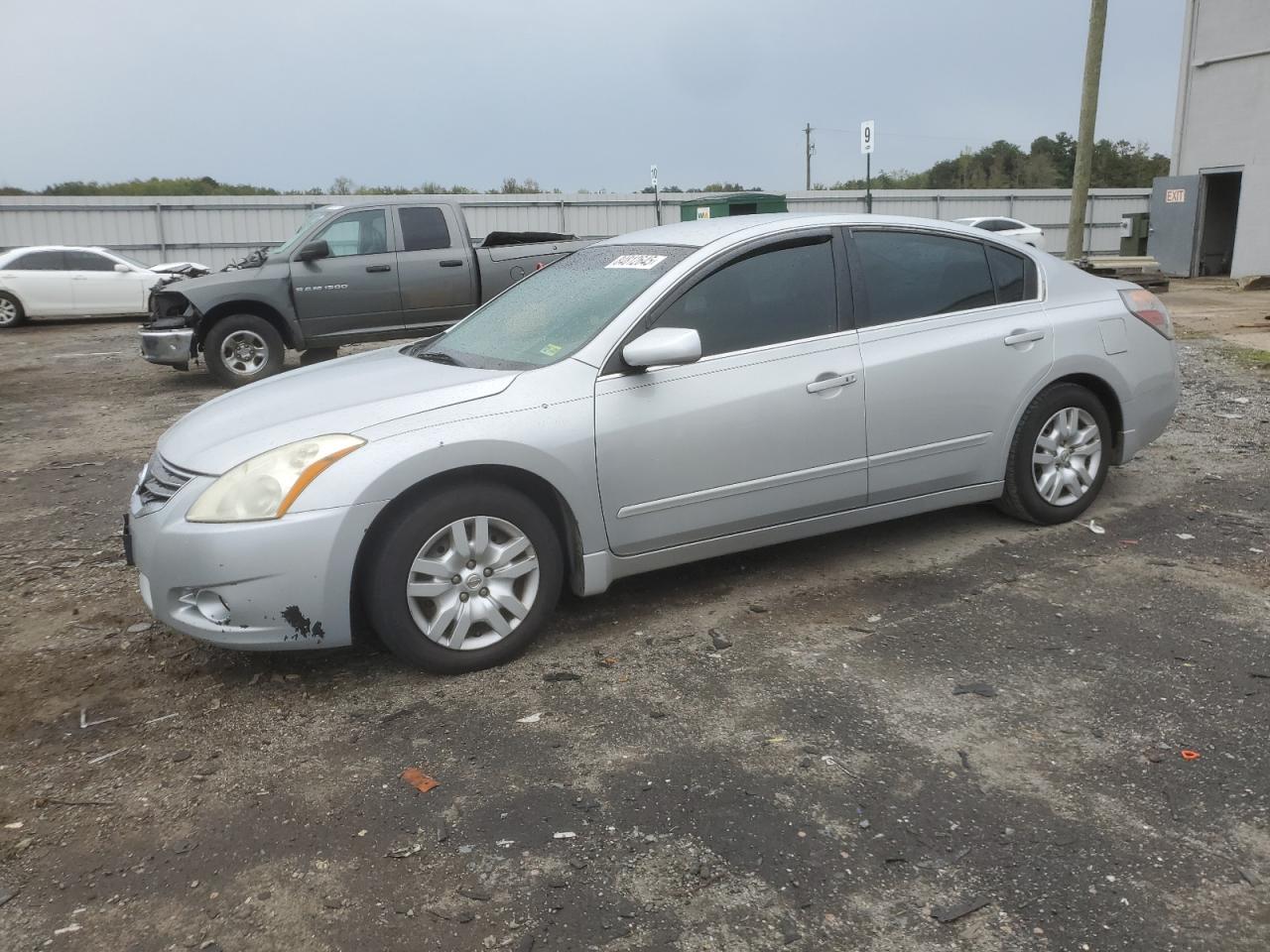 NISSAN ALTIMA BASE