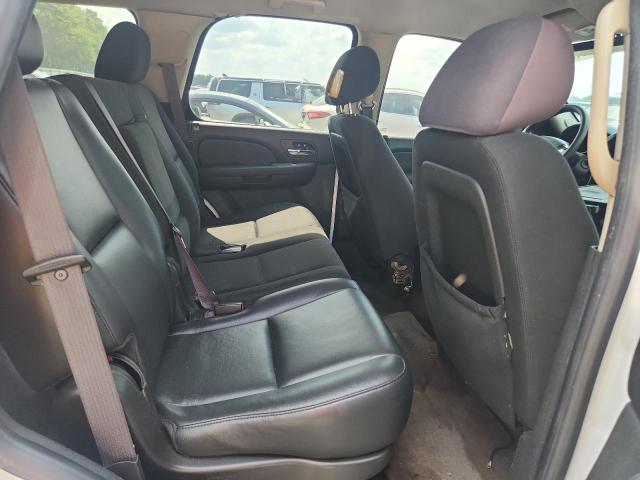 2010 CHEVROLET TAHOE C150 - 1GNMCAE03AR181574