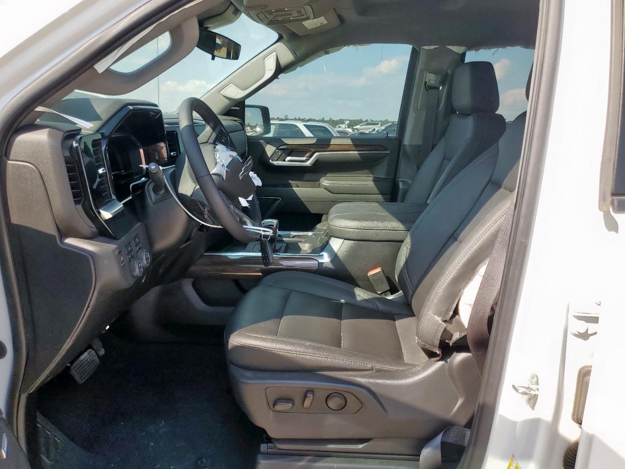 CHEVROLET SILVERADO K1500 RST