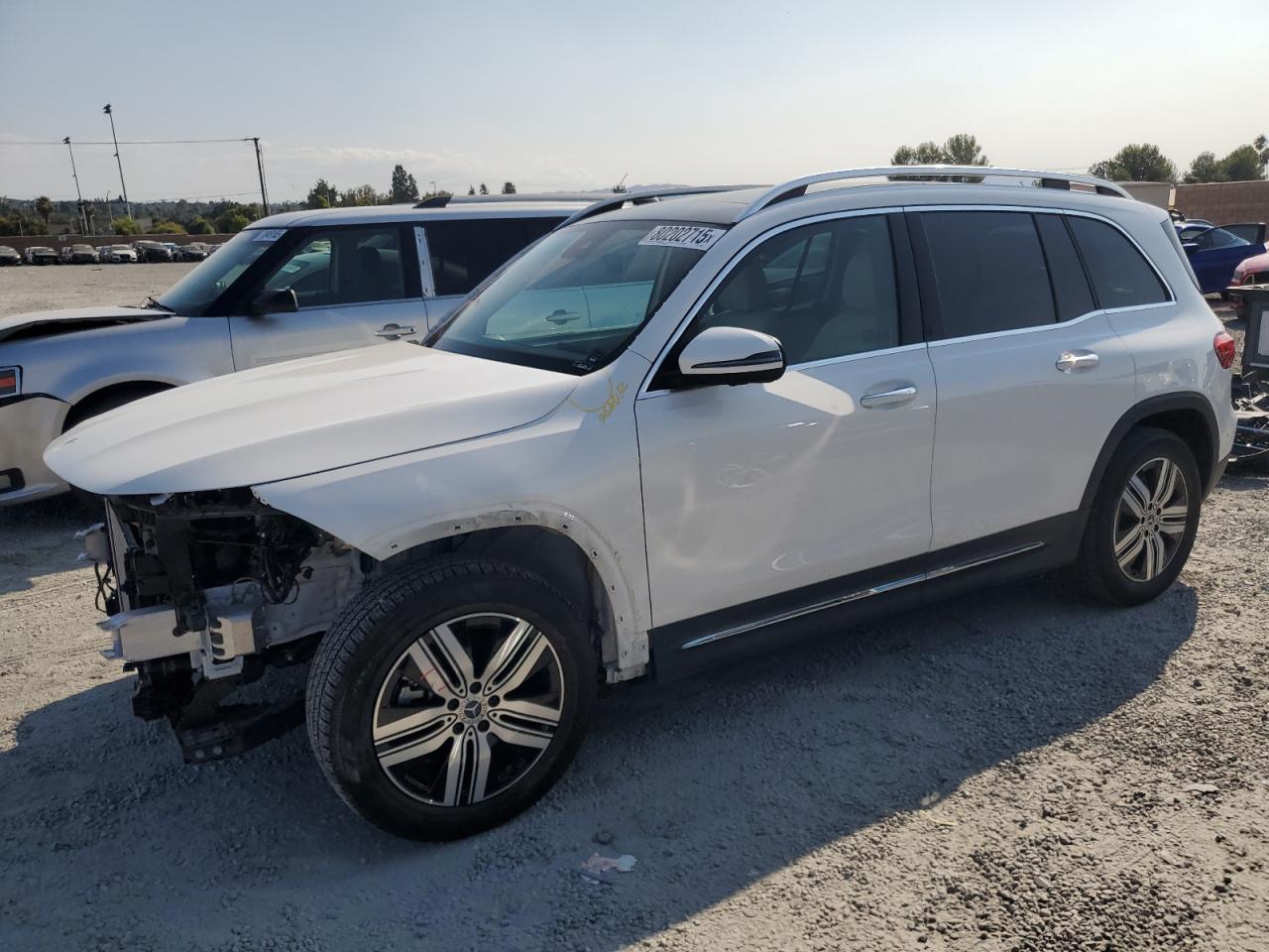 MERCEDES-BENZ EQB 300 4MATIC