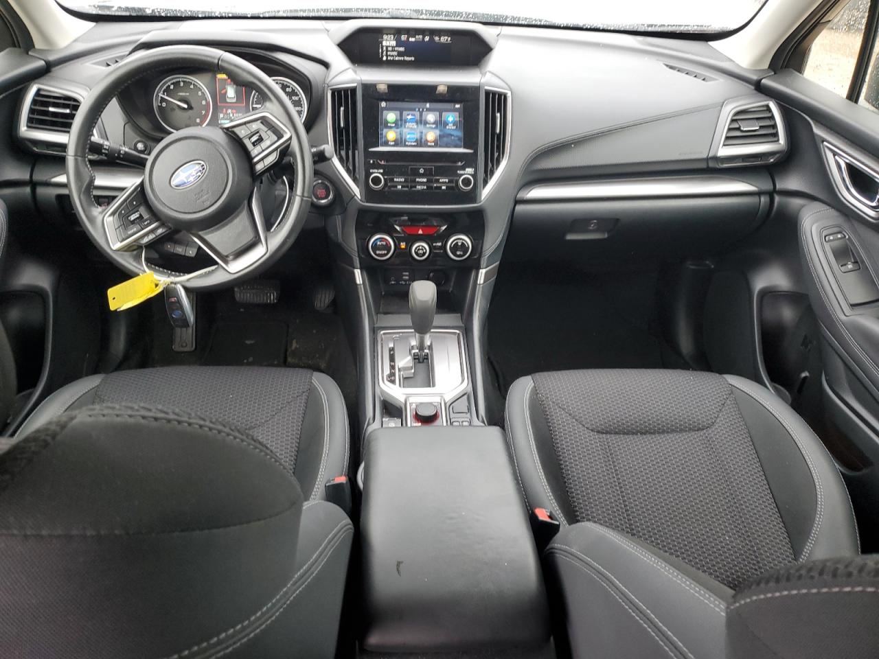 SUBARU FORESTER PREMIUM