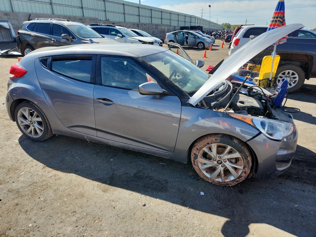 HYUNDAI VELOSTER