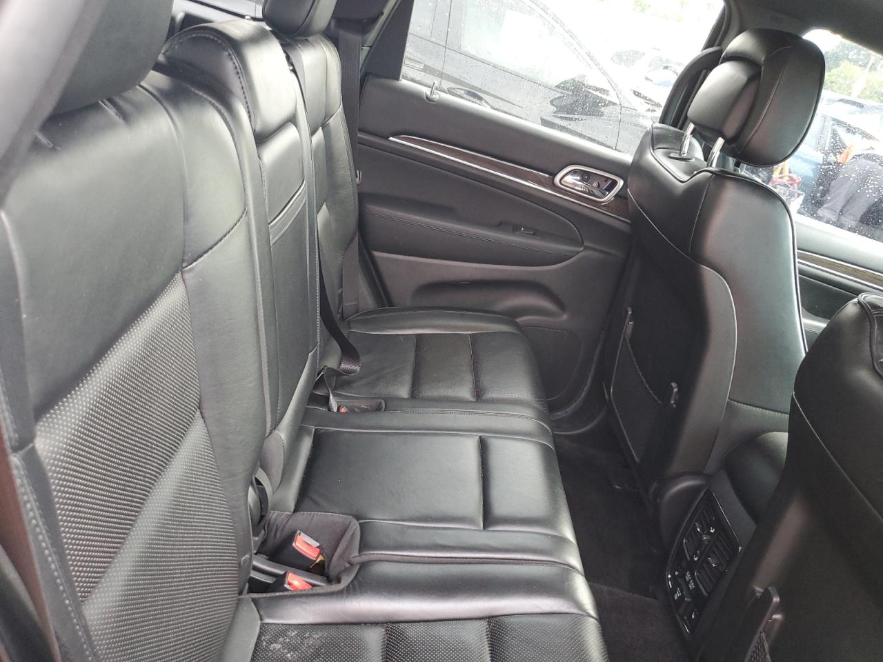 JEEP GRAND CHEROKEE OVERLAND