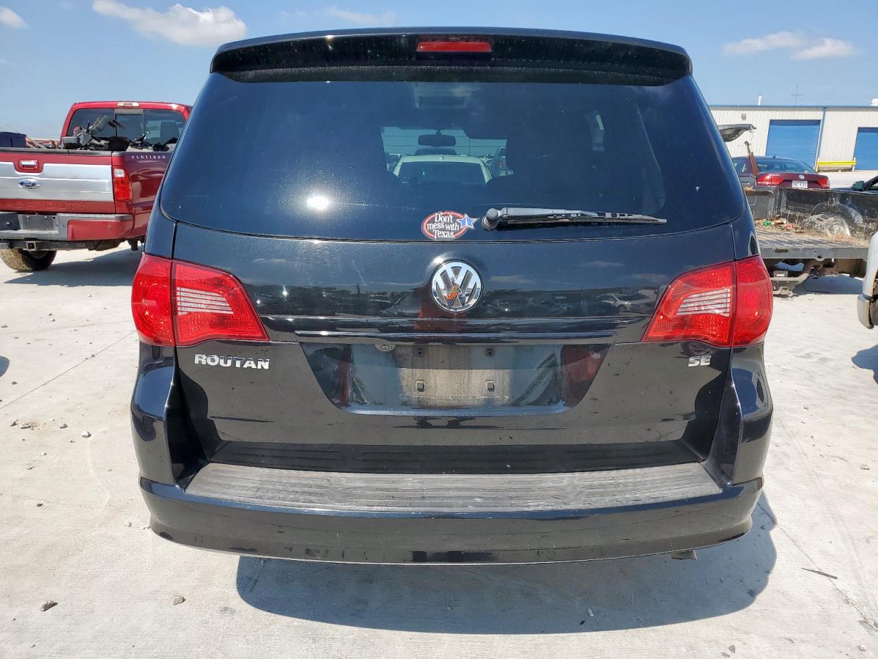 VOLKSWAGEN ROUTAN SE