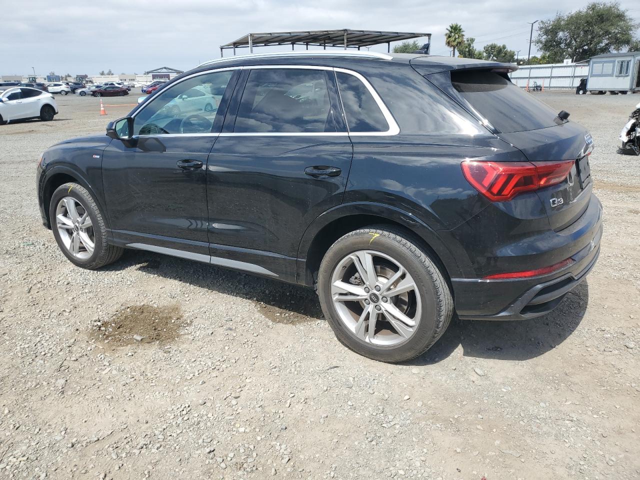 AUDI Q3 PREMIUM S LINE 45