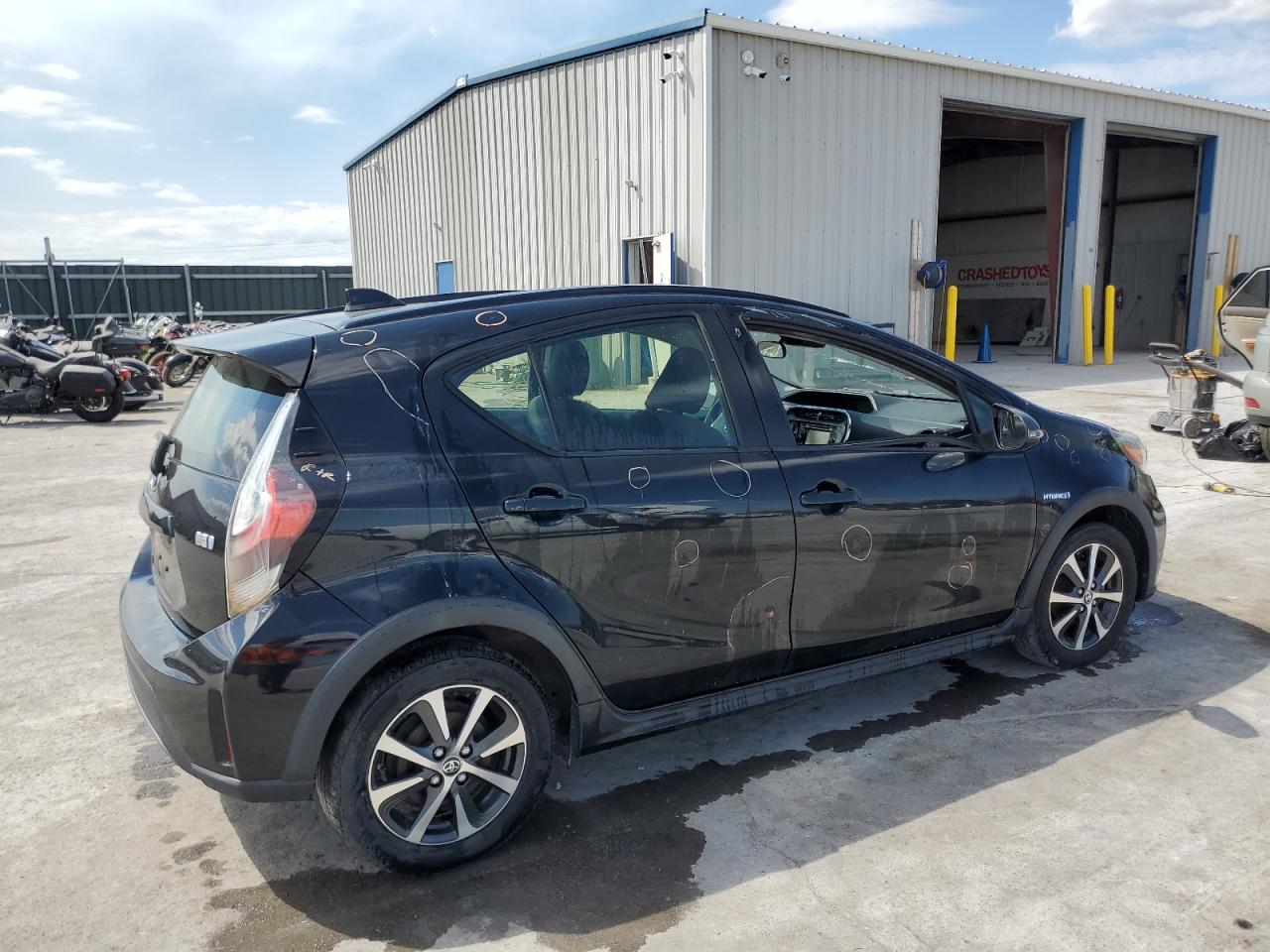 TOYOTA PRIUS C