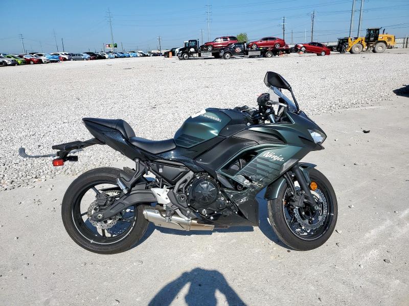 Global Auto Auctions: 2025 KAWASAKI EX650 P