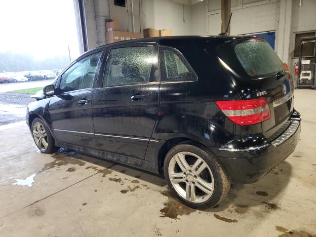 2011 MERCEDES-BENZ B200 - WDDFH3DB7BJ704568