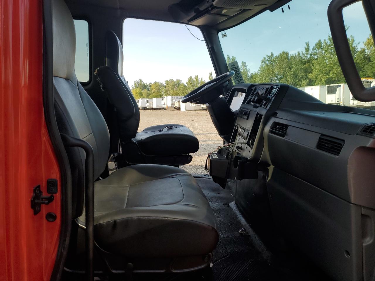 Lot #3273743356 2022 INTERNATIONAL MV607