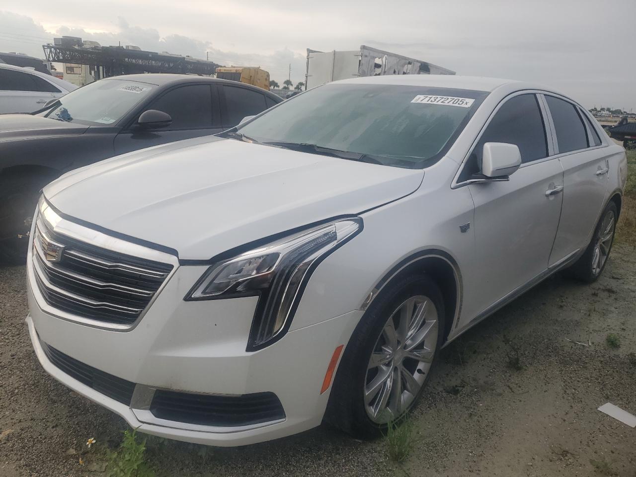 CADILLAC XTS