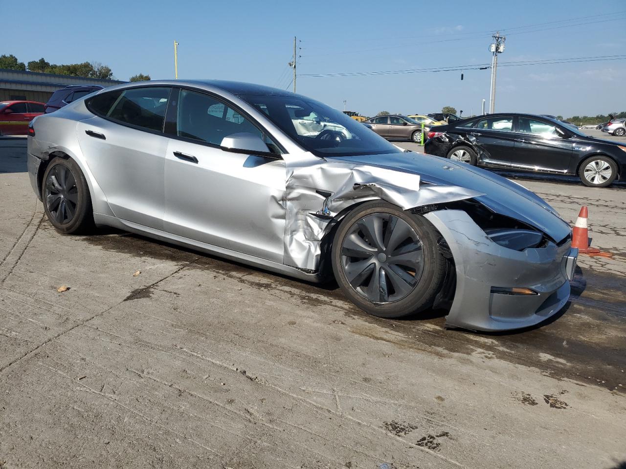 TESLA MODEL S