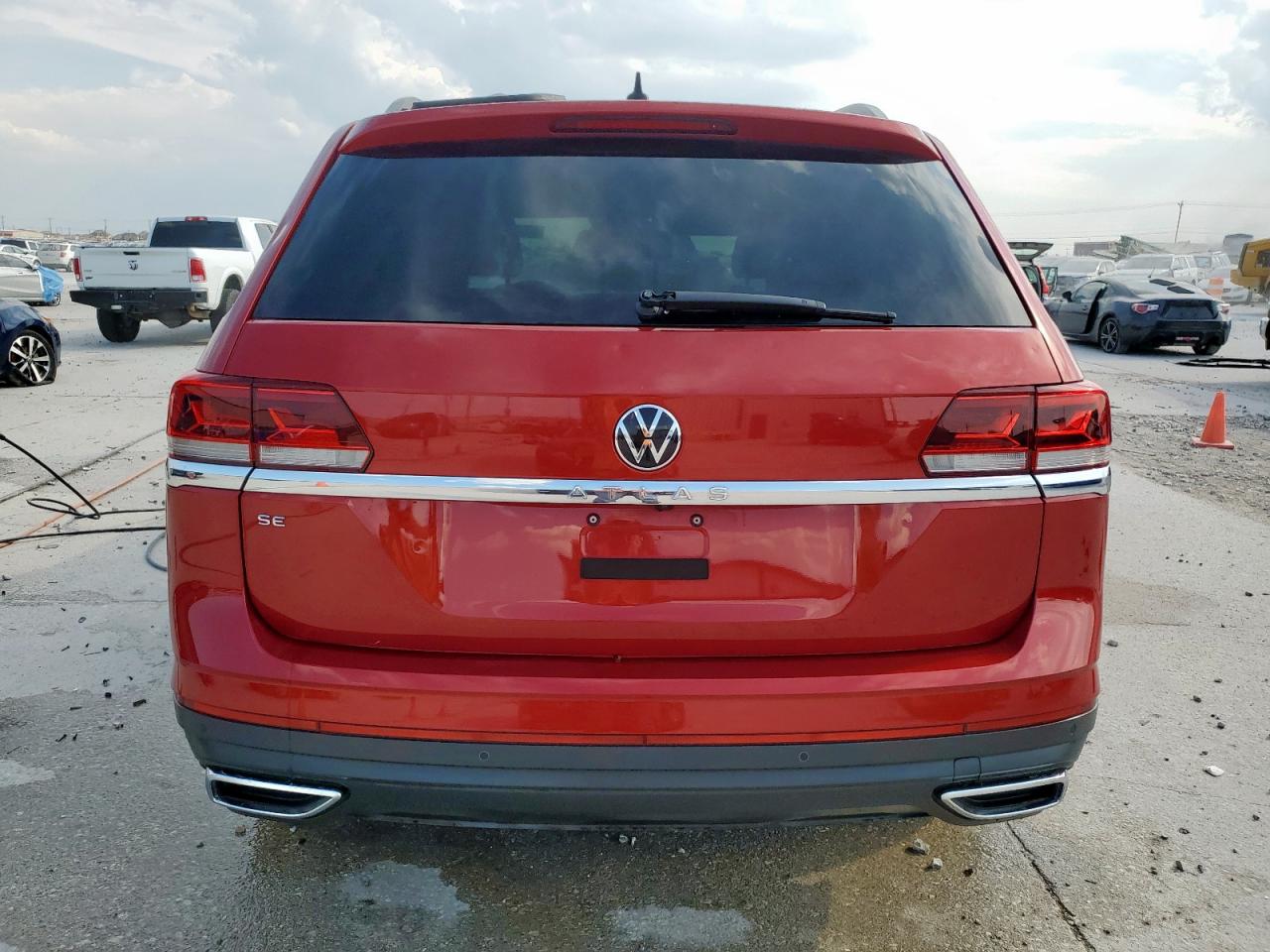 VOLKSWAGEN ATLAS SE