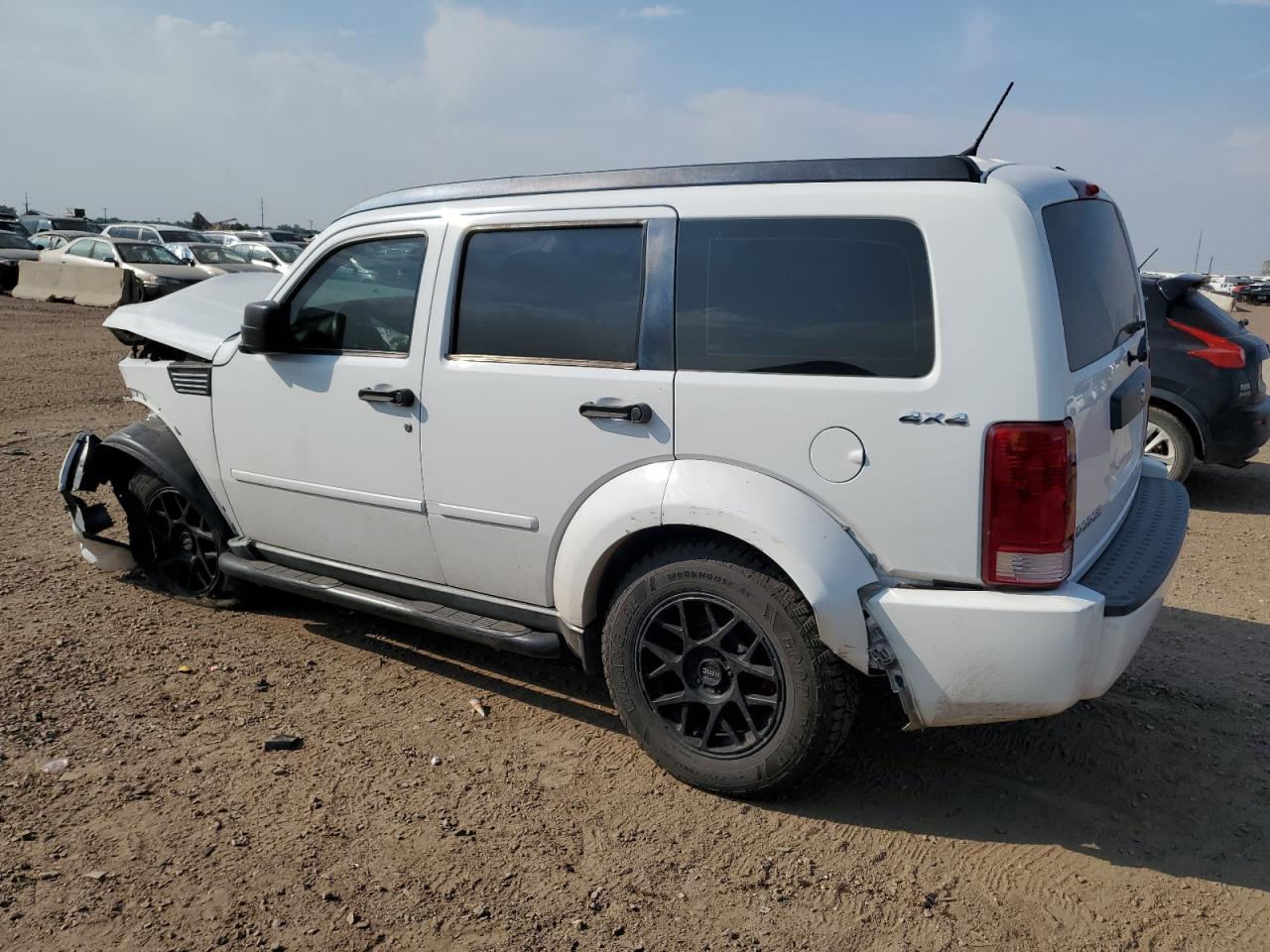 DODGE NITRO SE