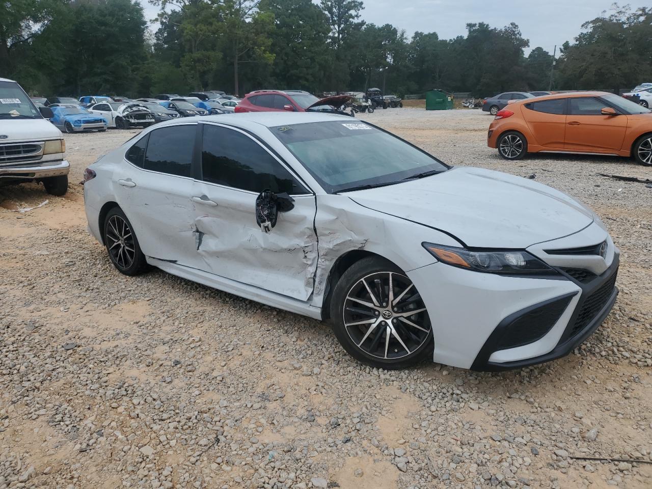 TOYOTA CAMRY SE NIGHT SHADE