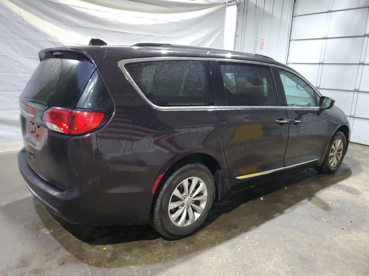 CHRYSLER PACIFICA TOURING L
