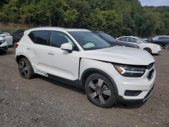 2020 VOLVO XC40 T5 MO YV4162UK1L2329225