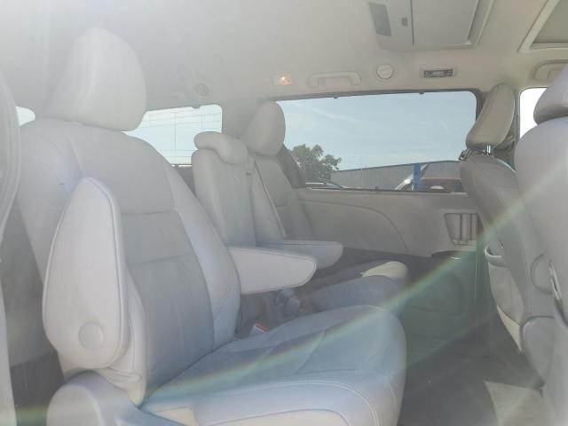 2016 TOYOTA SIENNA XLE - 5TDYK3DC3GS716675