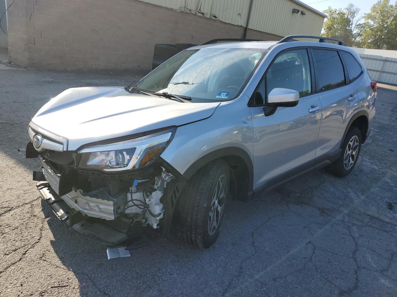 SUBARU FORESTER PREMIUM