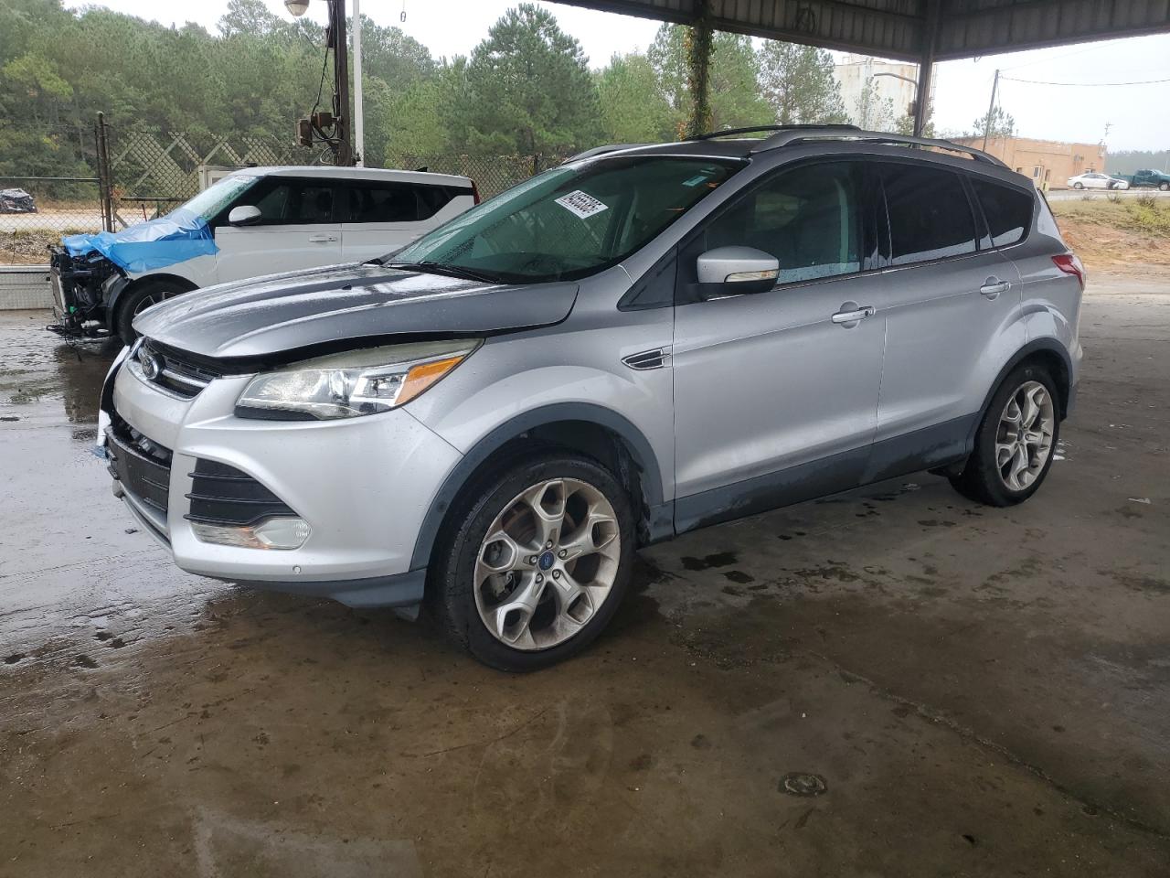 FORD ESCAPE TITANIUM