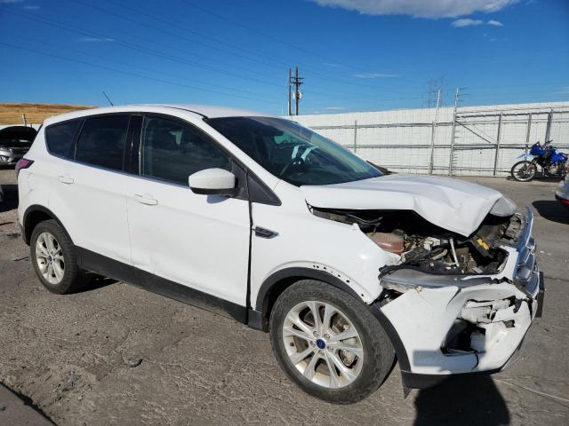 2017 FORD ESCAPE SE - 1FMCU9G9XHUC89138