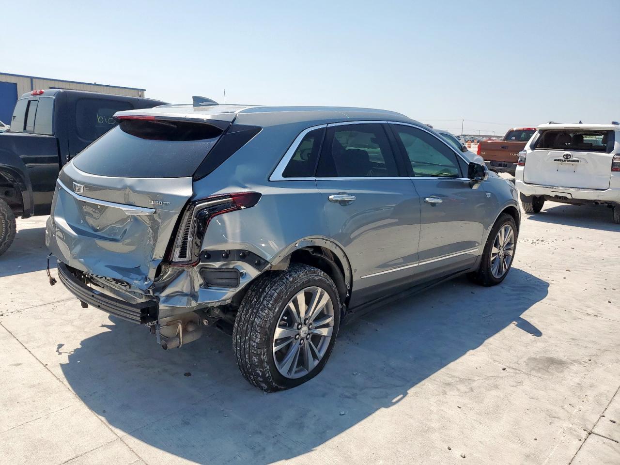 CADILLAC XT5 PREMIUM LUXURY