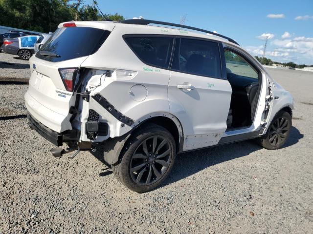 2017 FORD ESCAPE 1FMCU9J92HUD41399