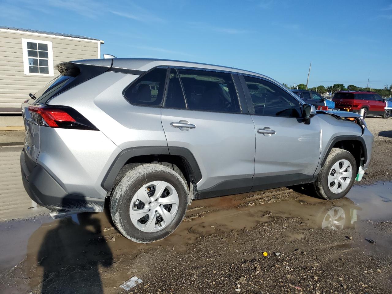 TOYOTA RAV4 LE