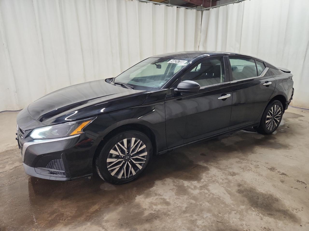 NISSAN ALTIMA SV