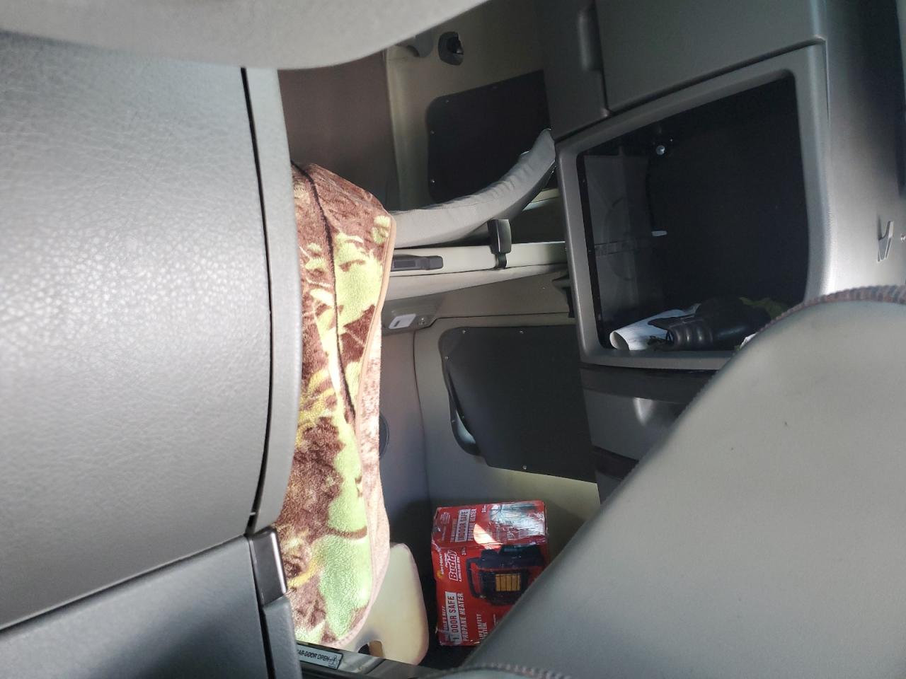 Lot #3260674639 2024 VOLVO VNL