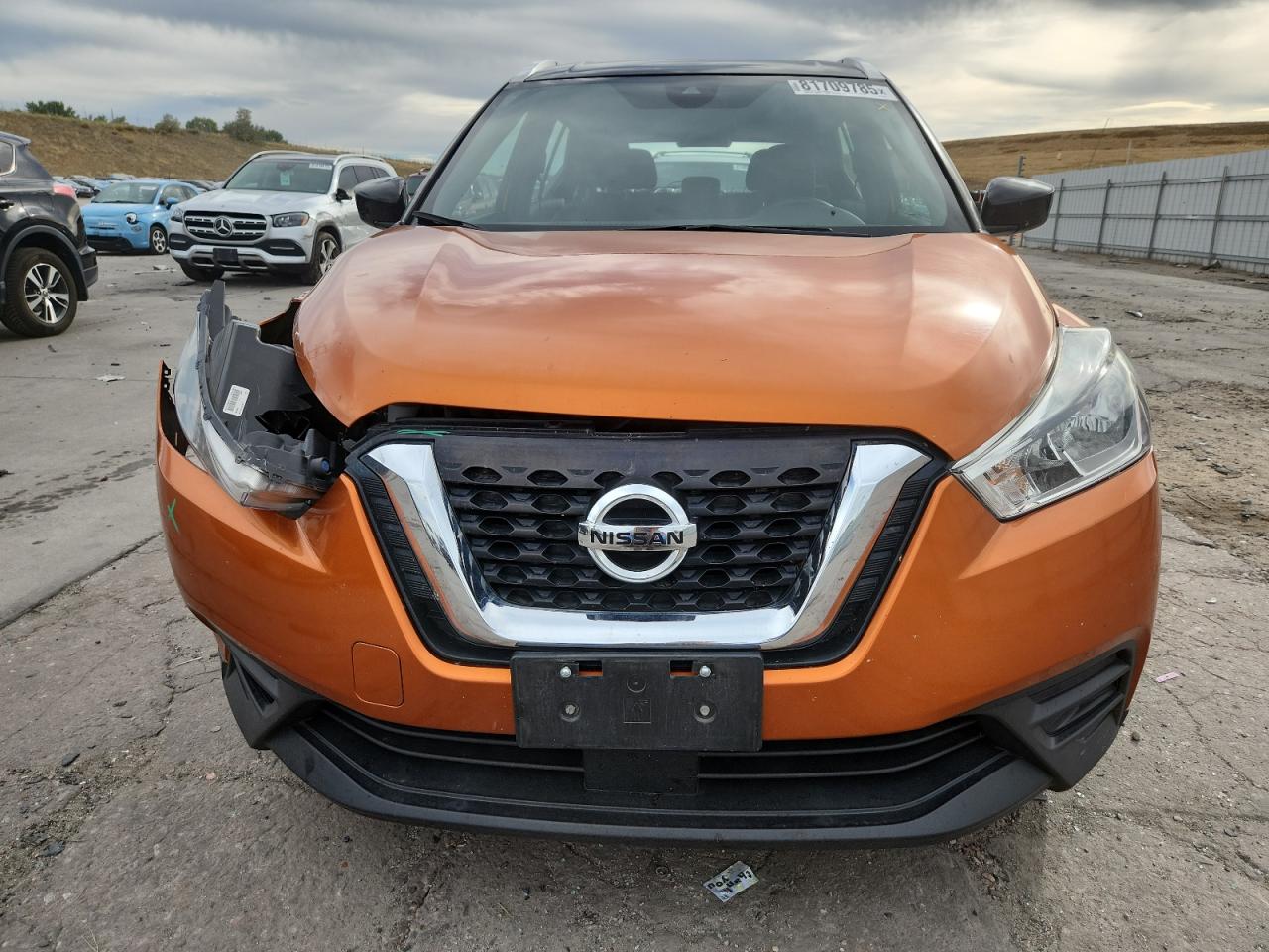 NISSAN KICKS SV