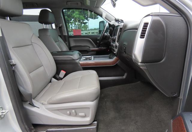 2017 GMC SIERRA K2500 SLT 1GT12TEY3HF144102