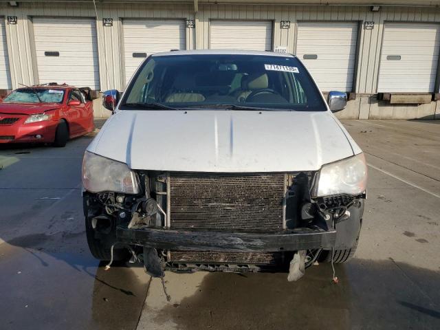 2011 CHRYSLER TOWN & COU - 2A4RR8DG2BR611024