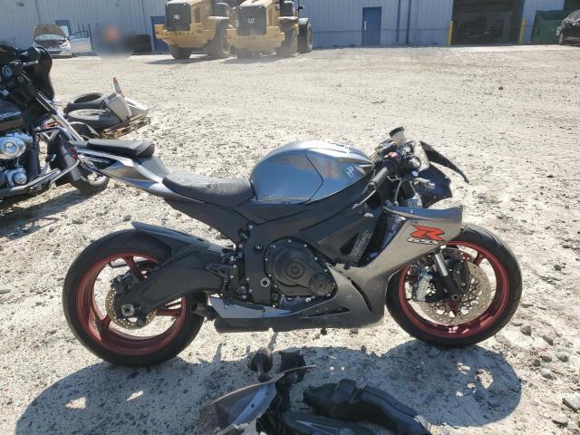 SUZUKI GSX-R600