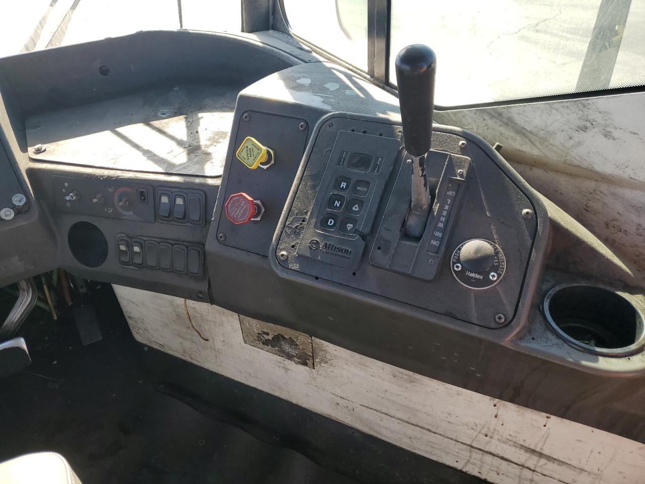 Lot #3245204616 2016 KALMAR OTTAWA4X2