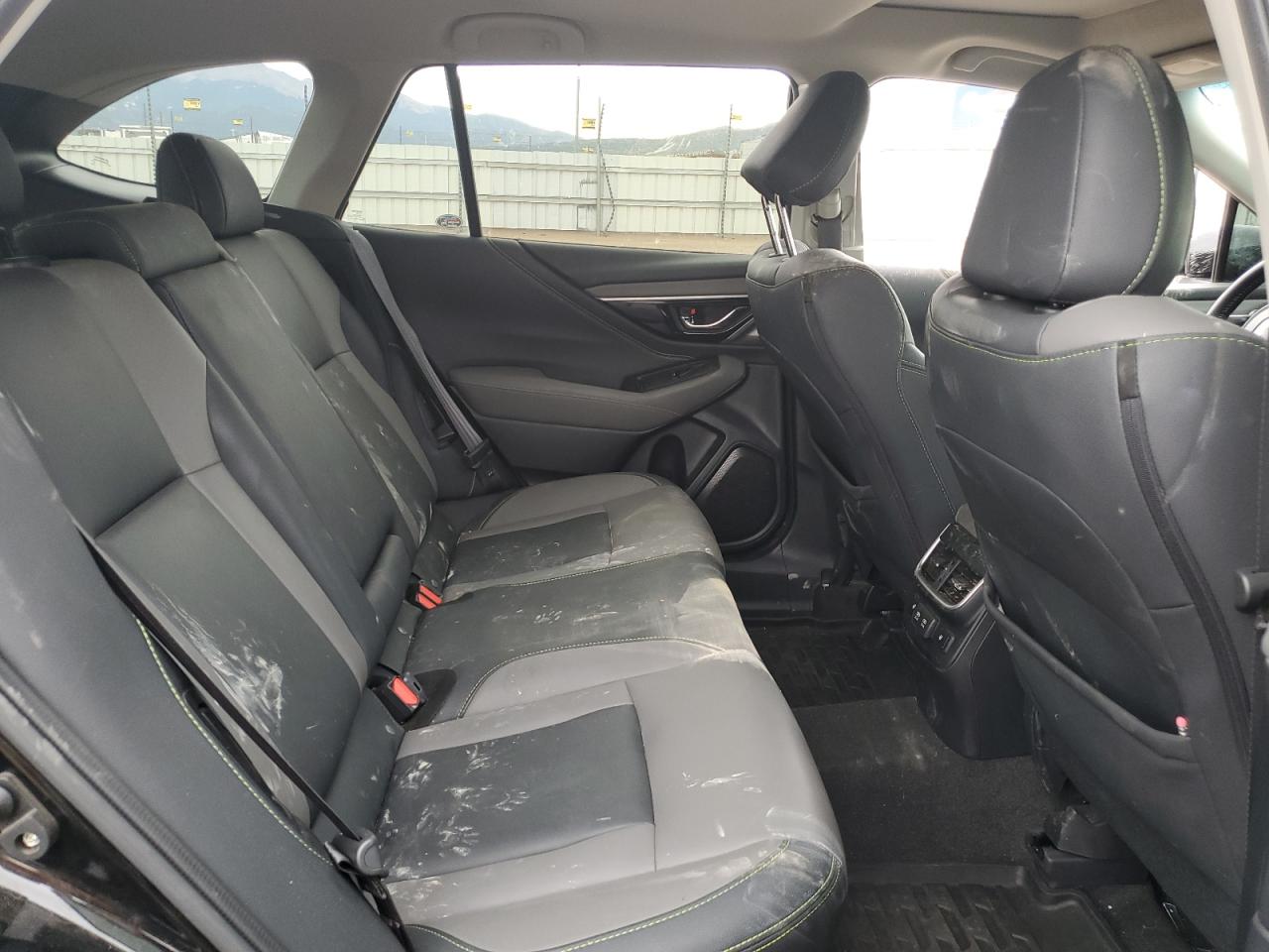 SUBARU OUTBACK ONYX EDITION XT